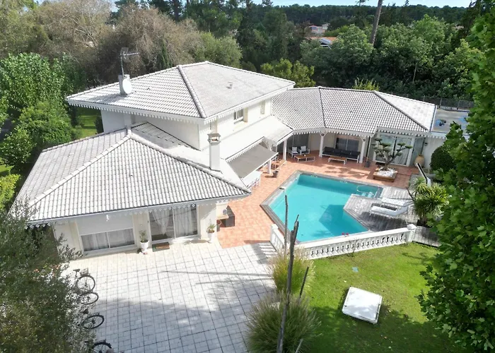 Chambres D\'Hotes Villa La Louisiane